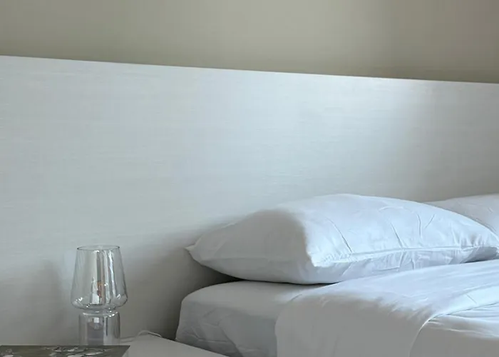 Maggiore Panoramic Tower 아파트