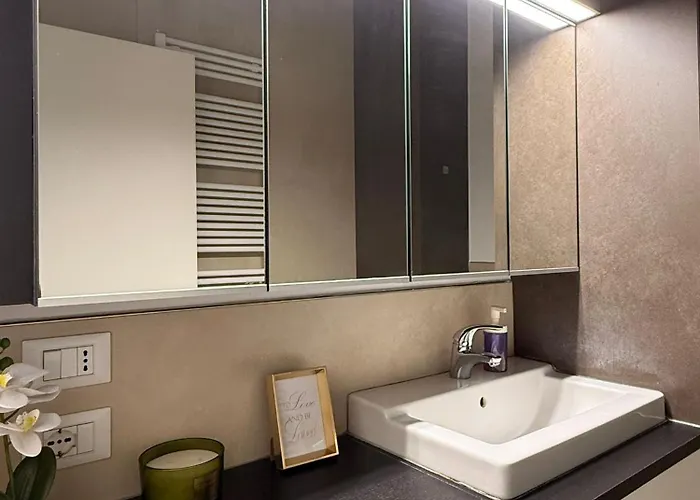 아파트 Maggiore Panoramic Tower 카스텔마조레